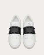 ROCKSTUD UNTITLED SNEAKER IN CALFSKIN LEATHER WITH TONAL STUDS - Image 4